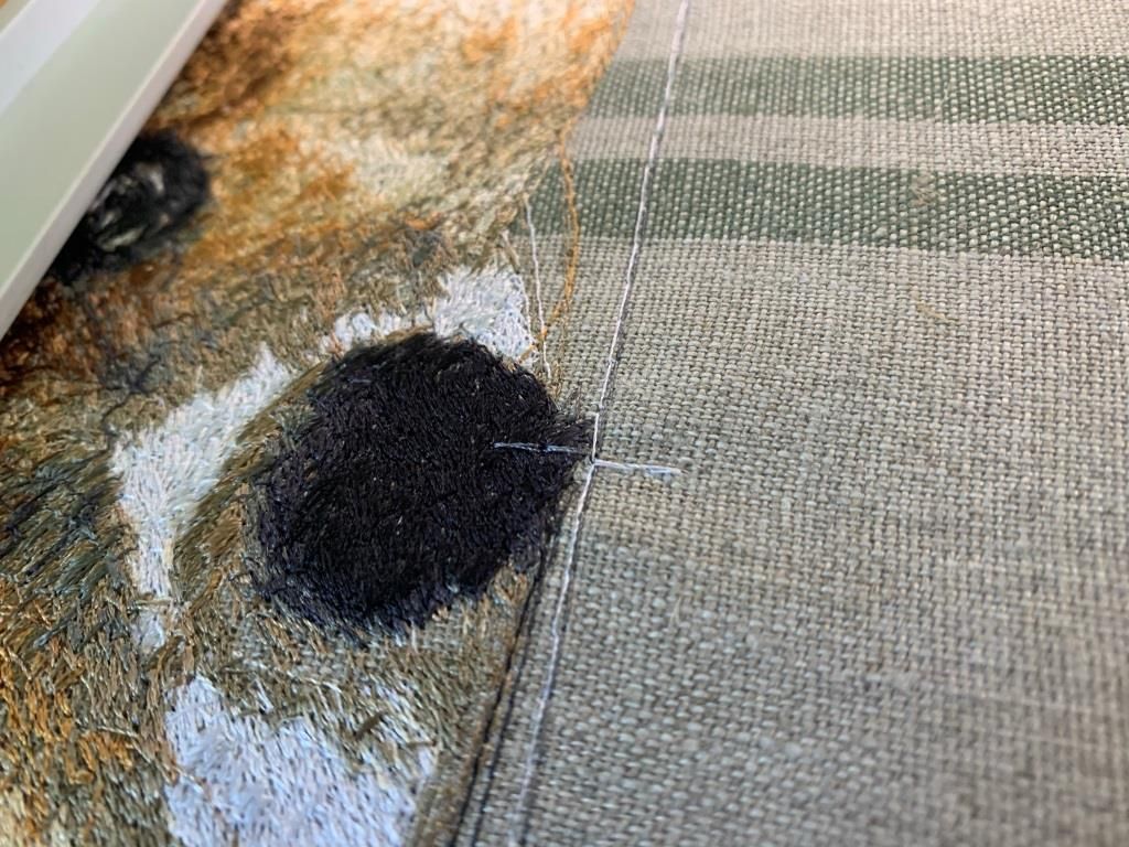Connecting line aligned
